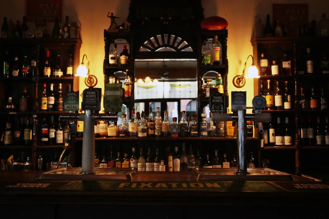 Labour in Vain — back bar