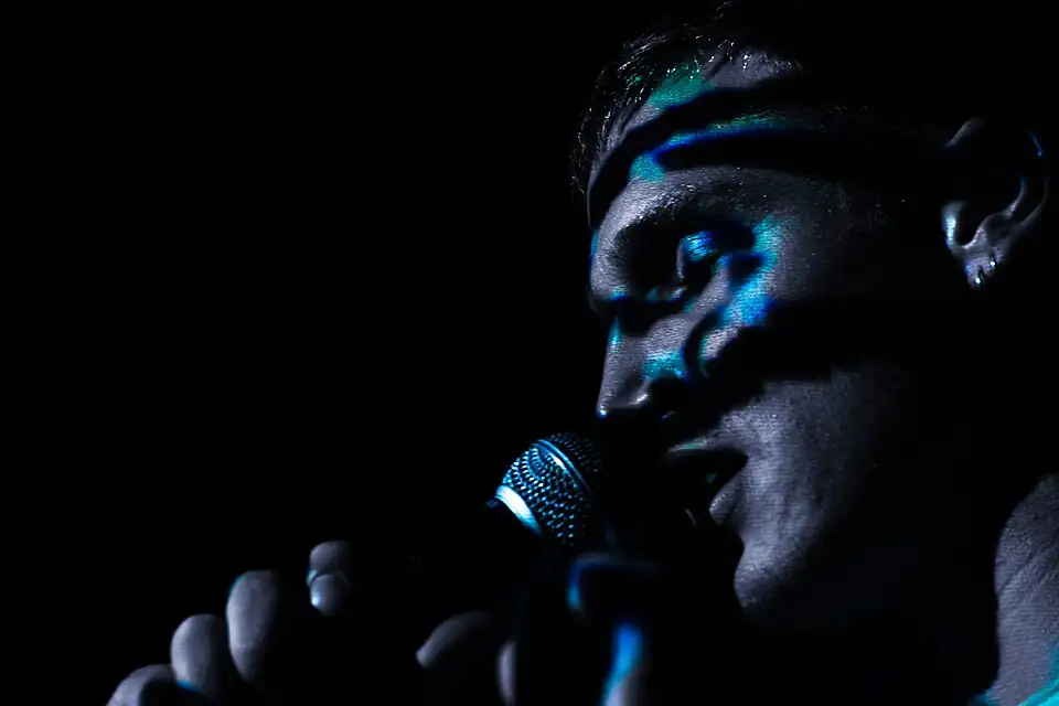 BUGHUNT performing at The Old Bar, Fitzroy, May 2023