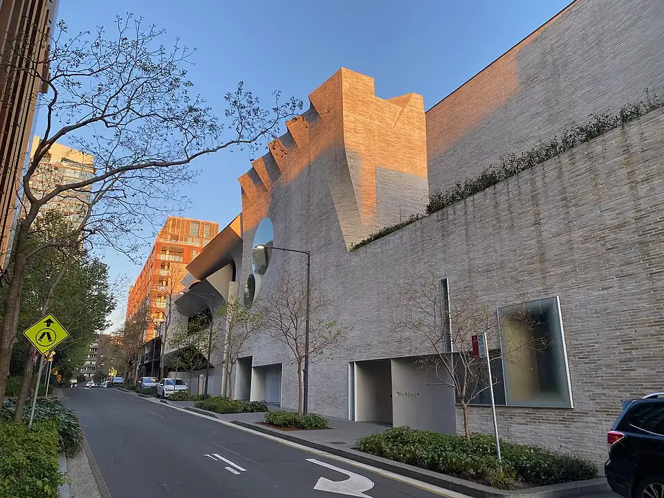 Phoenix Central Park on O’Connor Street, Chippendale